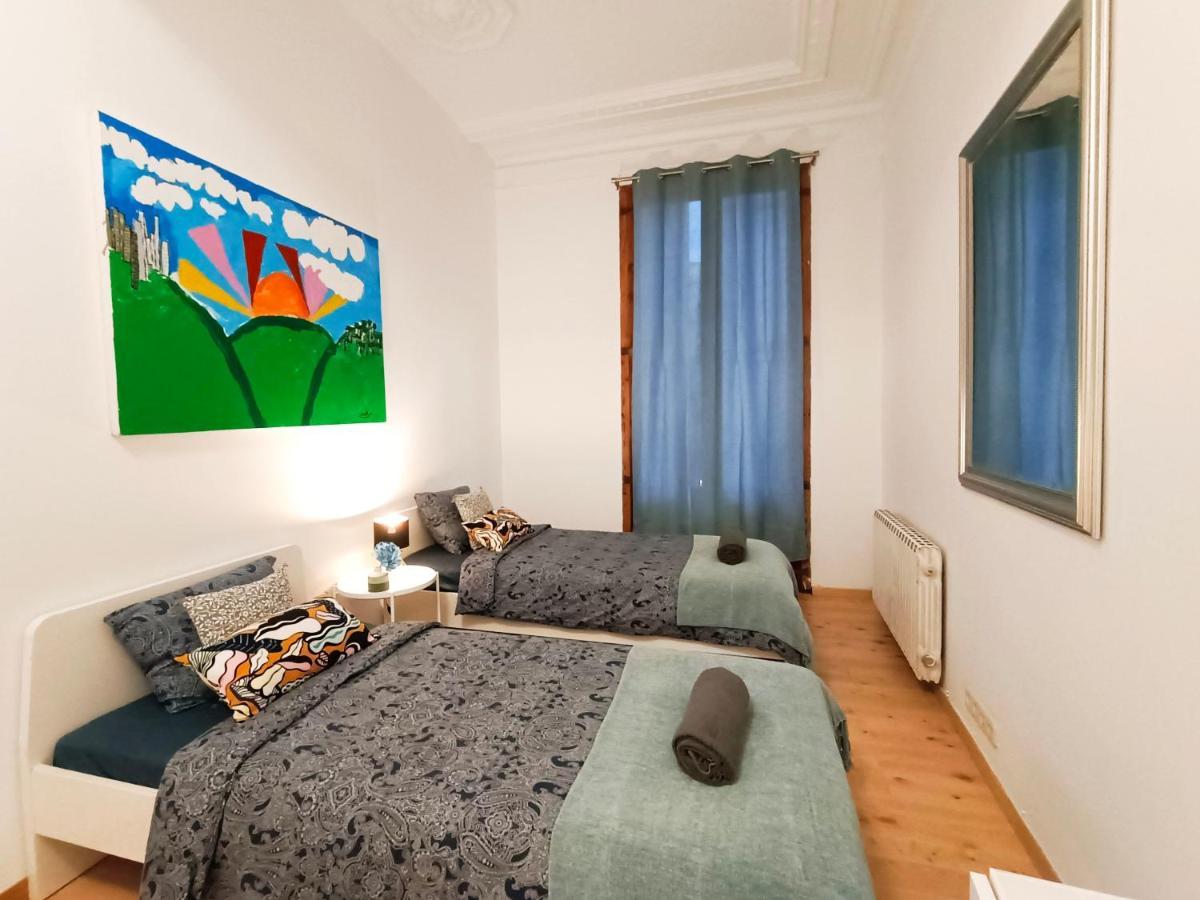 By Born Rooms Barcelona Ngoại thất bức ảnh